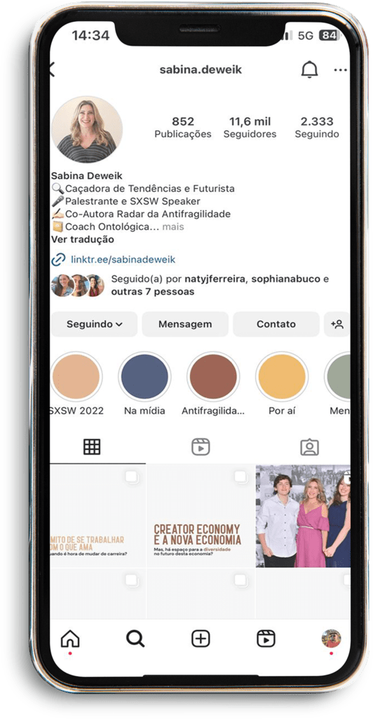 Mockup de Celular Redes Sociais 0002 SM SABINA Offweb Gerenciamento de Instagram